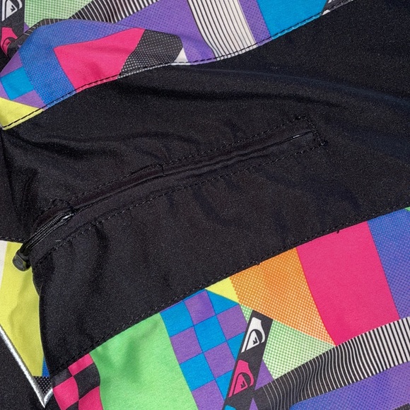 Quicksilver Bathing Suite - Picture 4 of 5